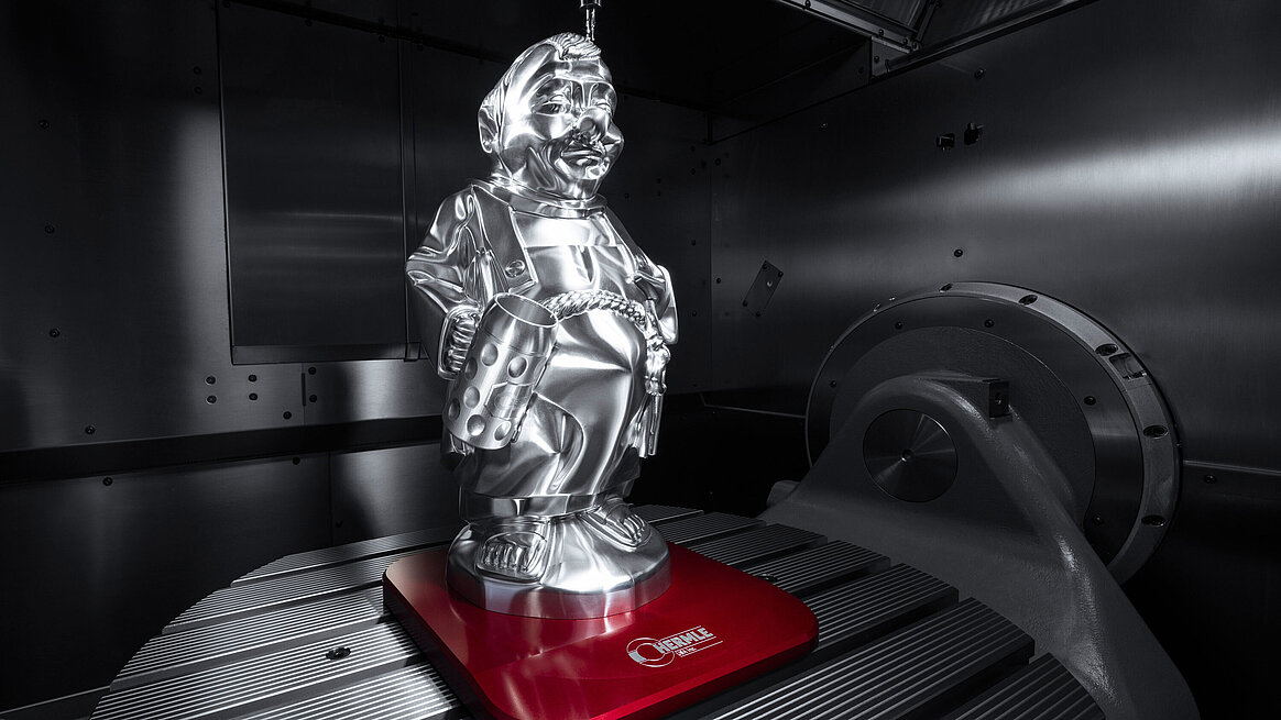 Machining - Garden gnome for model making with HERMLE C 650 machining centre